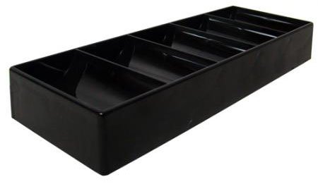 Černé plastové sběrnice třísek